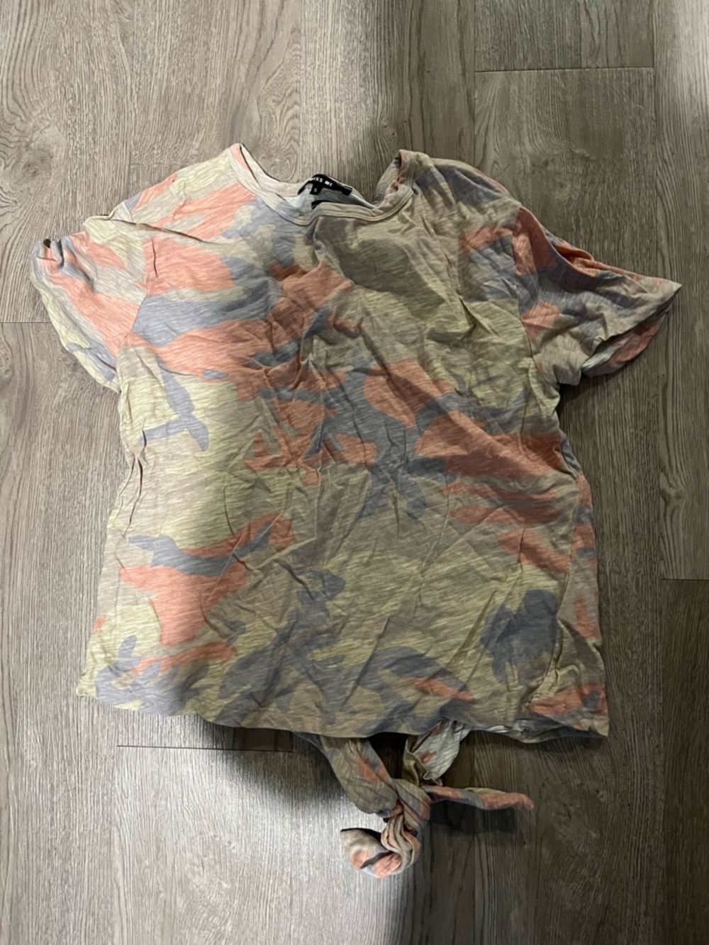 Lightweight Tie-Front Tee in Coral, Gray & Cream